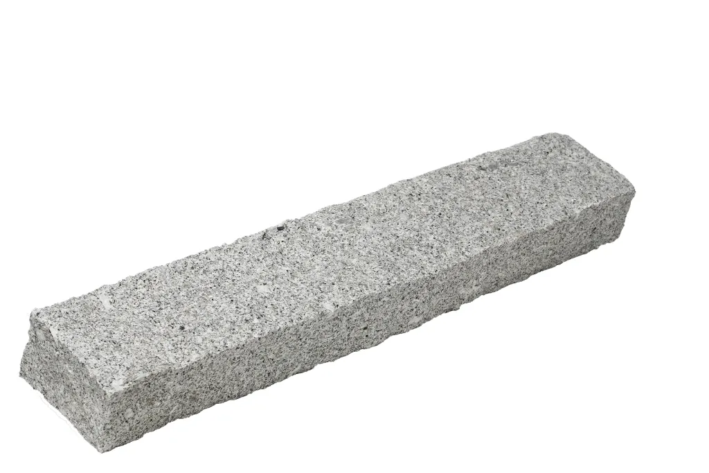 Bordure granit gris éclaté 8x15xlong libre 